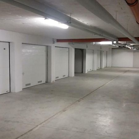 Apartament Dla Ciebie Z Tarasem I Garazem Kolobrzeg Luaran gambar