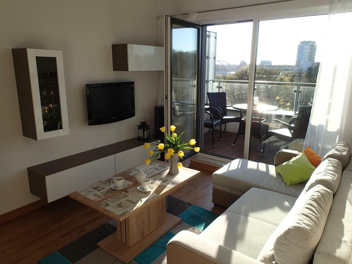 Apartament Dla Ciebie Z Tarasem I Garazem Kolobrzeg Luaran gambar