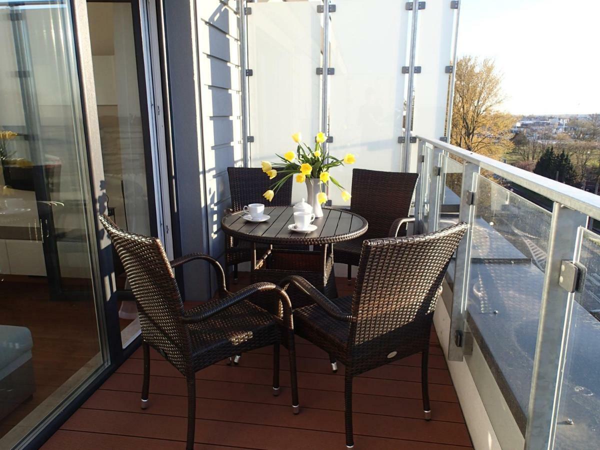 Apartament Dla Ciebie Z Tarasem I Garazem Kolobrzeg Luaran gambar