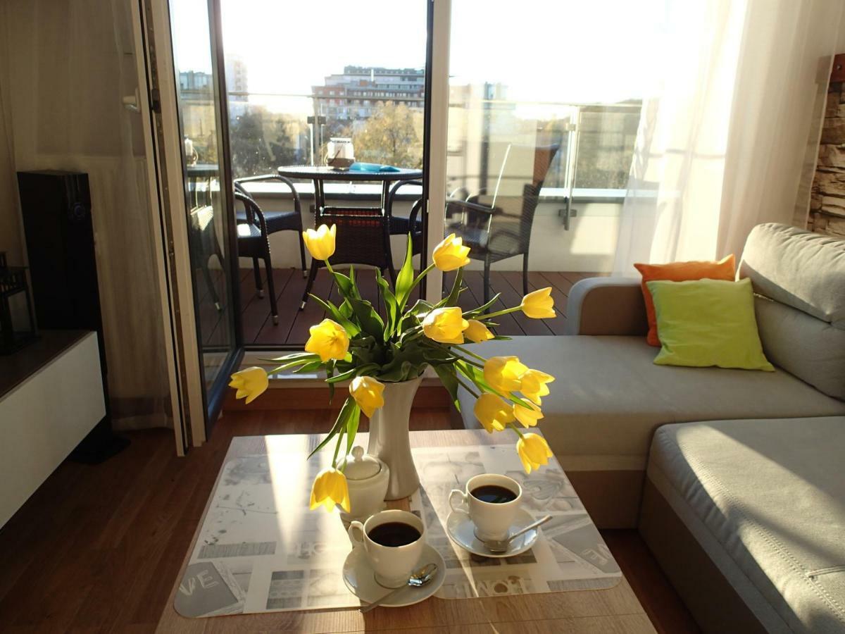 Apartament Dla Ciebie Z Tarasem I Garazem Kolobrzeg Luaran gambar